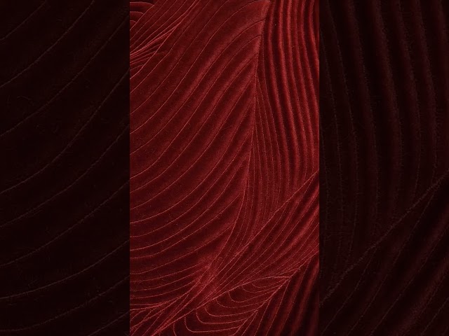 غطاء وسادة | خداديات مخمل باللون العنابي