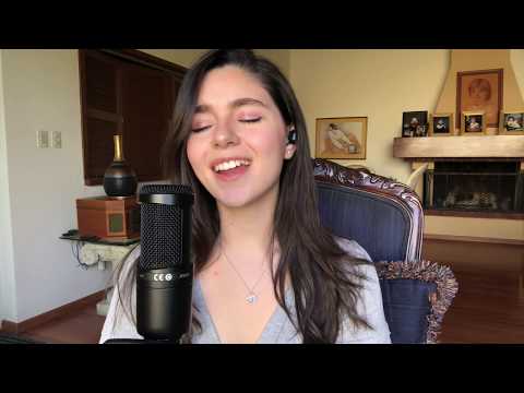 Una Joven Interpreta Con Su Dulce Voz “Antología” De Shakira