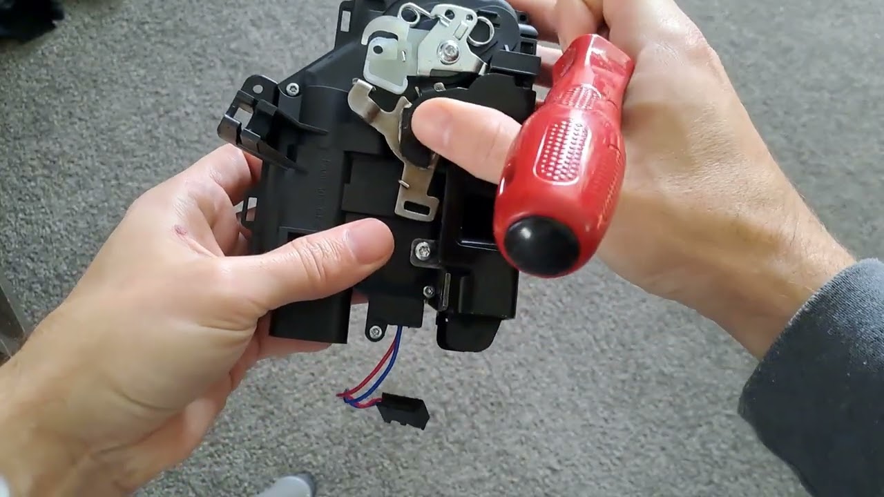 Audi TT MK1 Door Actuator Overview