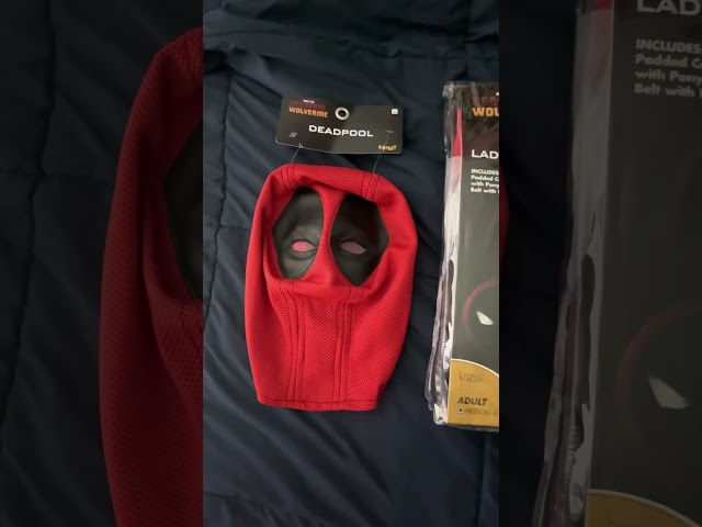 Vídeo relacionado con Rubies Máscara Marvel Deadpool Deluxe para Adulto, Accesorio de disfraz de superhéroe, Licencia Oficial, Talla única para Carnaval, Fiestas, Despedidas soltero, Halloween