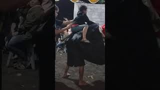 Download lagu ENAKNYA NAIk GAJAH REOG SINGO JOYO #shorts mp3