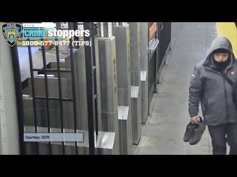 NYC Brooklyn Police Searching For Subway Robbery Suspect