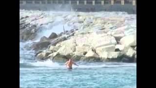 Napoli, cimento invernale con mare forza 5!