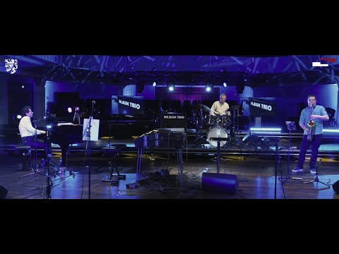 LandauLivestream - Dr. Blue Trio feat. Susi Peroci - 19.05.2020