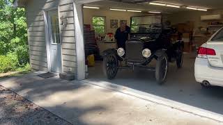1924 Ford Model T Roadster-Driving 2
