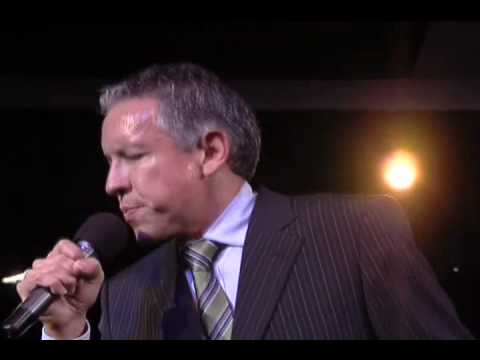 Marcos Barrientos -05- Los Muros Caen