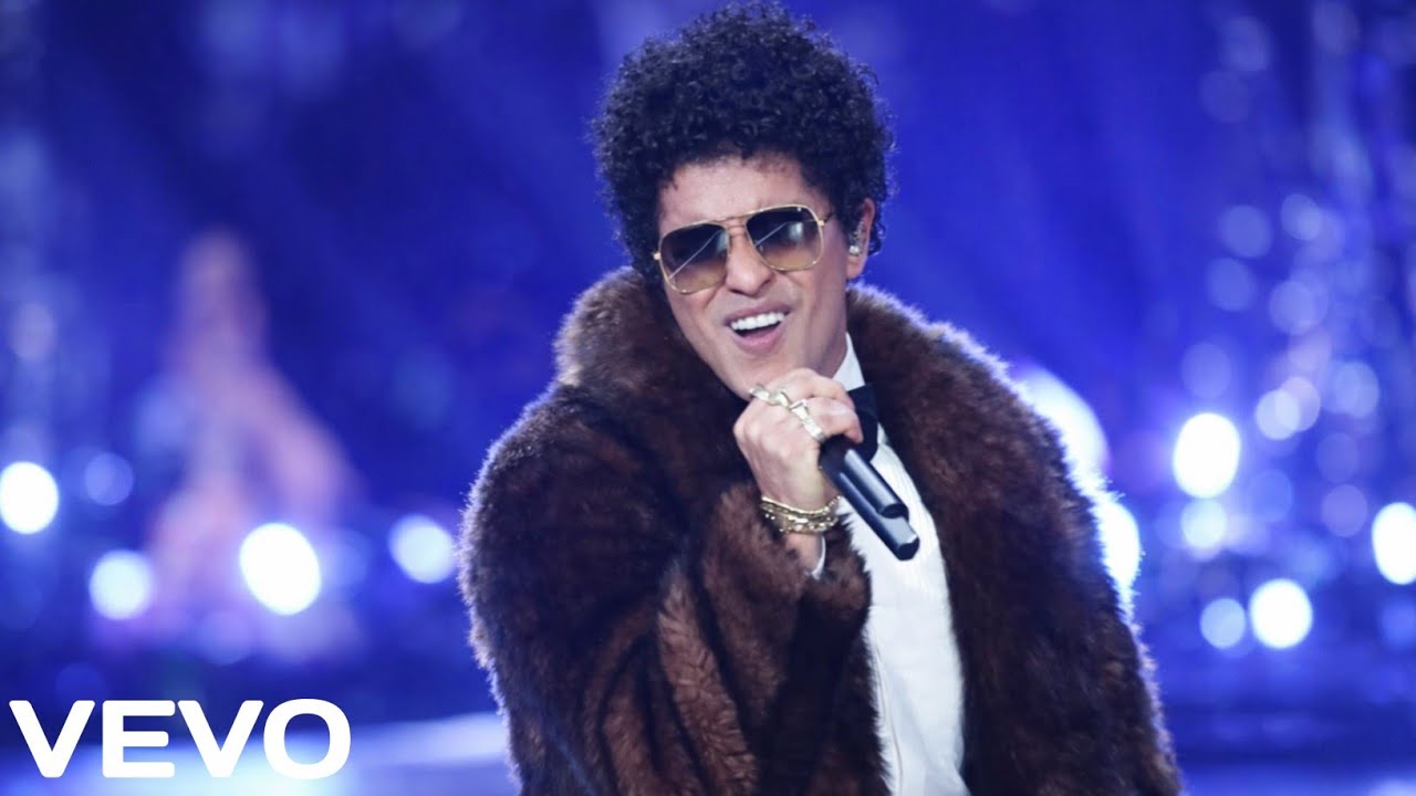 Bruno Mars - Moonlight Kisses ( Official Lyric Video) 