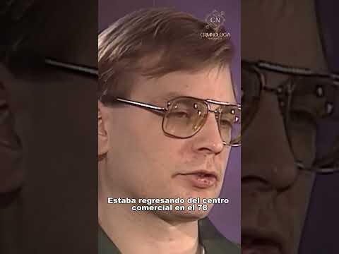Colder than his crimes: This is how Jeffrey Dahmer responds to the cameras