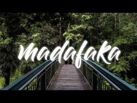 LOWSHEE - ( JEAN KOUTIO ft UTHANDO LWAKHO x MASTER KG & BASETSANA )