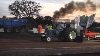 preview picture of video 'Tractor Pulling 7, Aberdeenshire. 2012.'