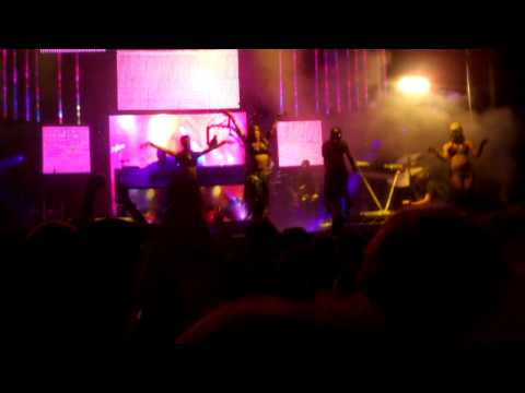 FakeBlood @ EDC 2009 - Part 5 - JELO &﻿ Hatiras - Donkey Punch