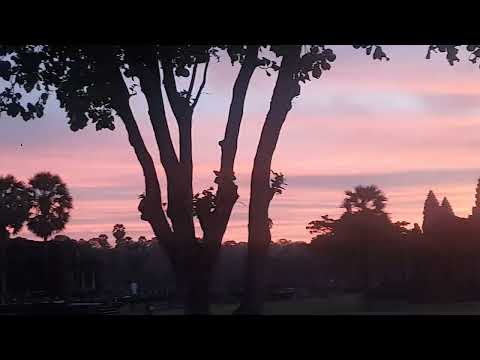 sunrise at angkor wat 231223 (4)