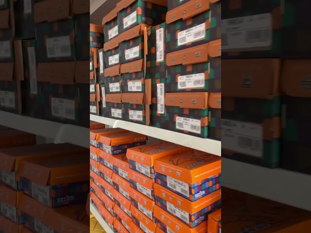 Vídeo relacionado con Zapatos de para niños, zapatos de para cosplay, zapatillas de para fotomatón, para espectáculos escolares, eventos temáticos
