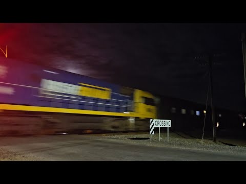 2TA8 JBRE Great Southern (NR6, NR83), Coffs Harbour to Adelaide, 2135, 12/2/25, Stawell VIC