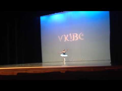 Linda Sophia Palma do Ballet Karina Rezende, 1º lugar na Argentina no VKIBC selecionada para NY