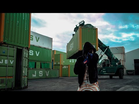 SIE777E - CUCHILLOS DE ALBACETE 🔪 (Official Video)