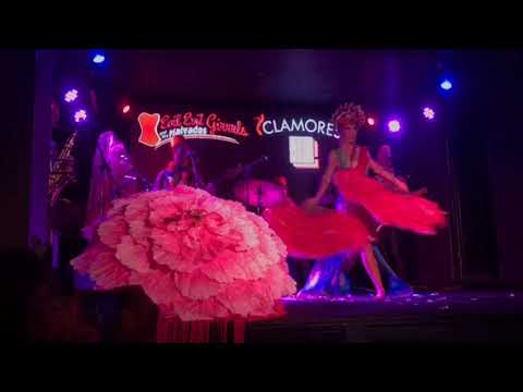 "Dreaming about Lakshmi" Evil Eva Burlesque con Evil, evil Girrrls and The Malvados