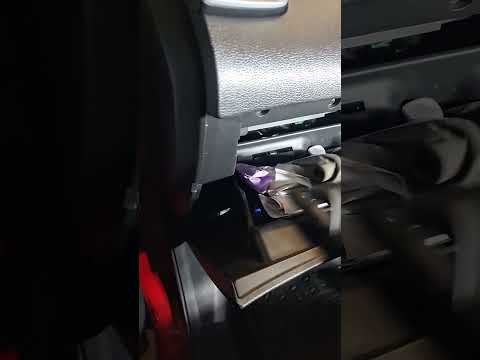 Nissan Qashqai A/C Filter Replacement #shorts #filter #nissan