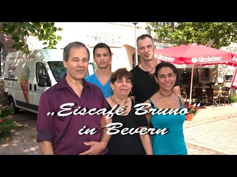 „Eiscafé Bruno“ mit Blick  auf das Weserrenaissance Schloss Bevern
