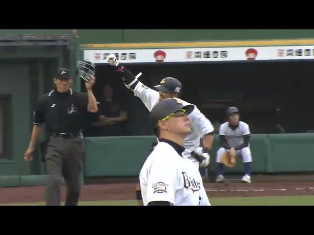 【6回裏】走り出して確信のガッツポーズ!! バファローズ・T-岡田 勝ち越し8号2ラン!! 2016/5/28 Bs-L