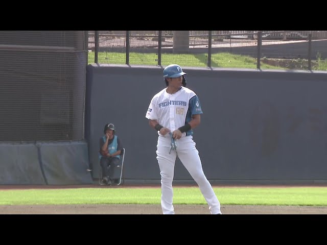 【팜】파이터즈·호시노 히로 라이트선에의 타임리 3 베이스로 선제!! 2025년 9월 16일