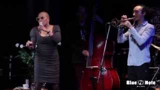 Dee Dee Bridgewater - I can&#39;t help It - Live @ Blue Note Milano