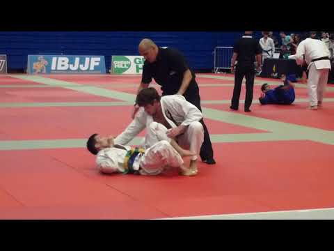 Muujig Altantugs vs Malte Meinken - IBJJF London Open 2014 - Blue Adult - Open