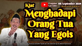 Download lagu Sikap Menghadapi Orang Tua Yang Egois | Gus Baha Terbaru mp3