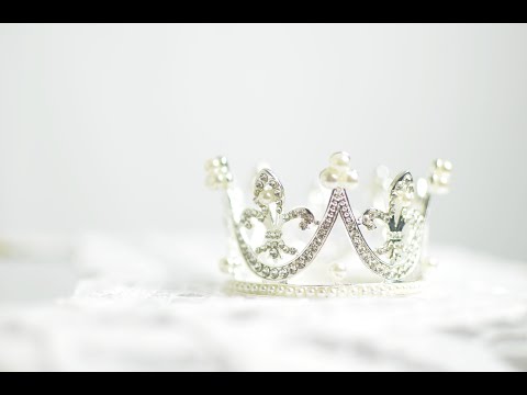 The King is in the field (Elul)