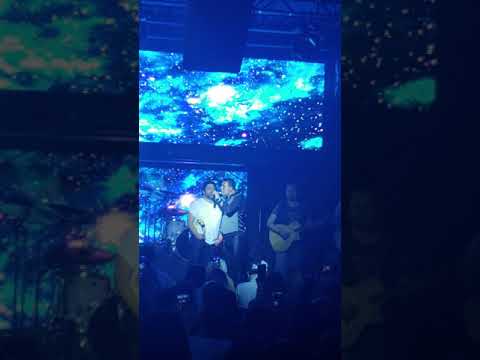 Elefante en concierto la Boom NY😃(1)