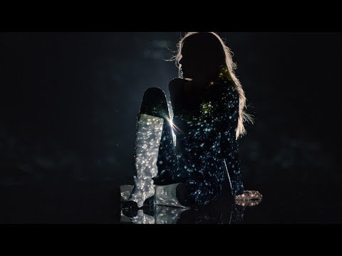 Fall-Winter 2017/18 Ready-to-Wear Collection – CHANEL