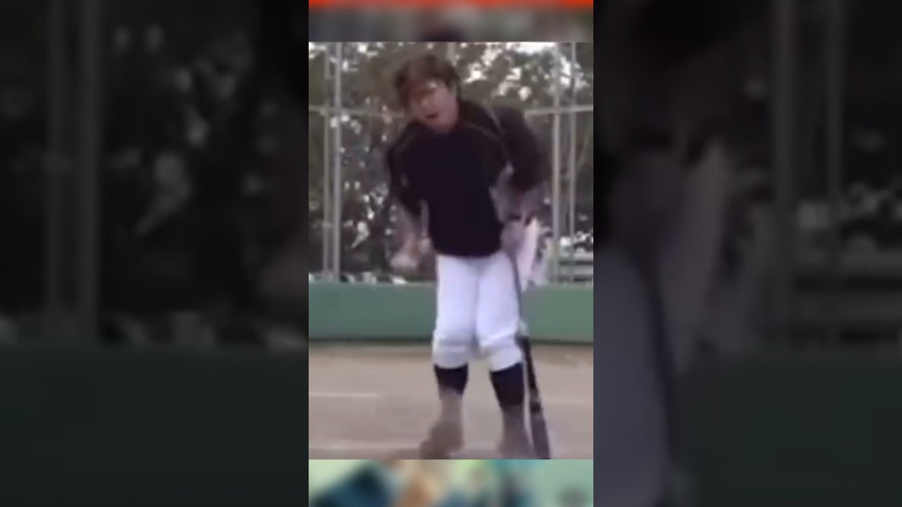 監督、肩をカイホウしてしまう⁉︎ #shorts