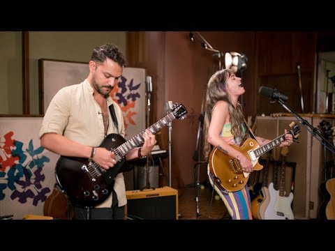 Gibson Les Paul Standard '50s and Les Paul Studio | Lauren Ruth Ward Band First Impressions Video