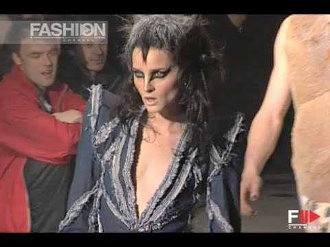 ALEXANDER MCQUEEN Fall Winter 1997 1998 Paris - Fashion Channel