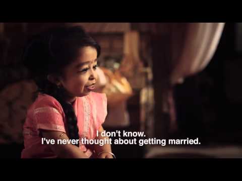 American Horror Story Season 4 (Meet Jyoti Amge)