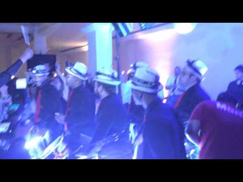 Technofervo - Música eletrônica com percussão