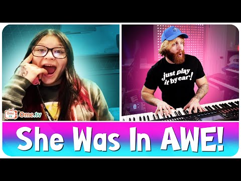 Pianist Plays Stranger’s Favorite Songs on OmeTV