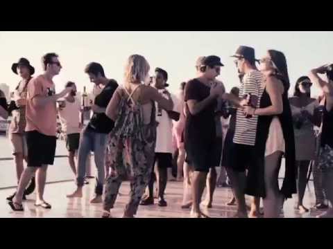 Winston Surfshirt - Got The Party