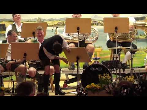 Nr. 32 Die EINMALIG BÖHMISCHEN: Der  Lieblingstrommler, Solo: Markus Maier