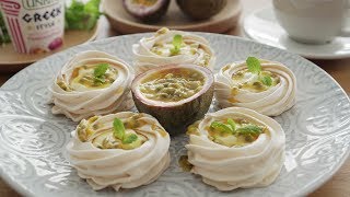 Pavlova With Passionfruit Yogurt Cream - 百香果帕夫洛娃