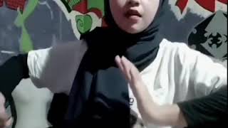 Download lagu VIRALKAN!! story wa keren cewek minum kopi mp3 Download lagu VIRALKAN!! story wa keren cewek minum kopi mp3