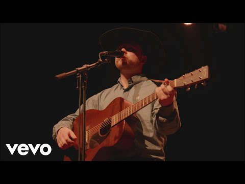 Colter Wall - Caroline (Live Performance)