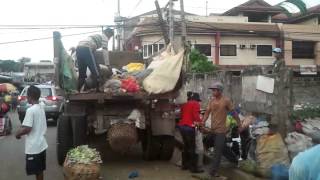 preview picture of video 'Picking up garbage in Iligan City, Philippines'