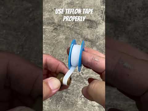 Teflon tape pipe threads like a pro! #plumbing #plumbinghacks