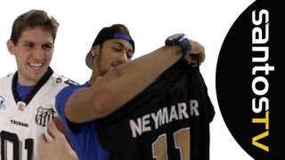 Santos Tsunami entrega camisas para Neymar e Rafael!