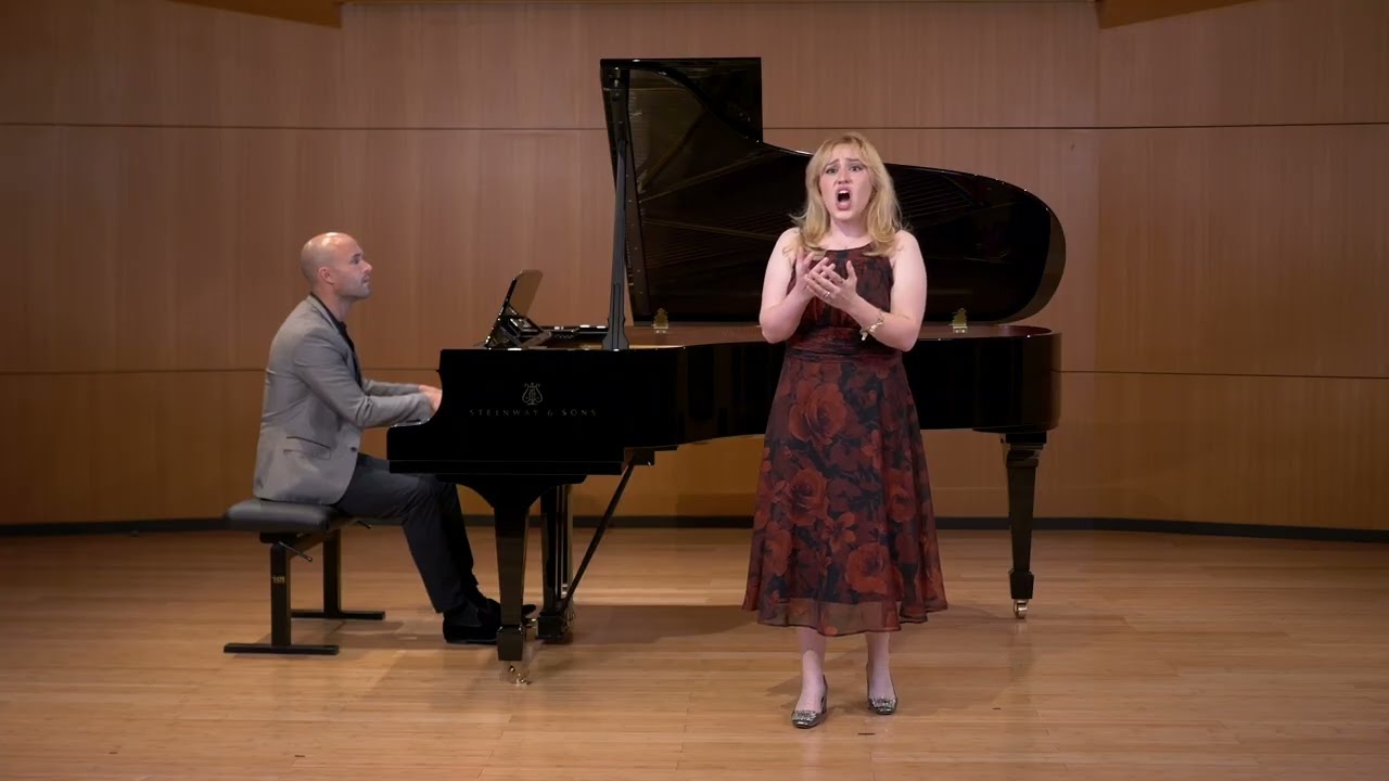 Promotional video thumbnail 1 for Deirdre Lahiff, Mezzo-soprano