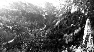 Neige et Noirceur - Hymne V/Le chemin de la montagne Noire