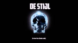 DeStijl feat. Peter Hook - On The Run (The Kino Club Remix)