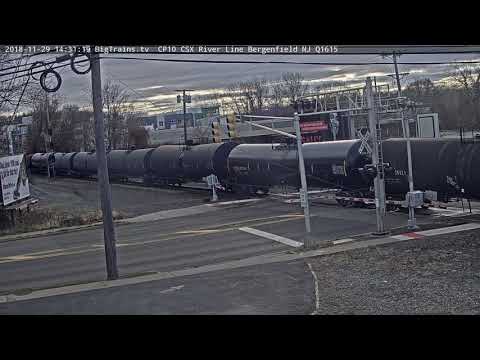 11- 29-2018 14:30 nb nysw cut, mix CSX 61, 5304, 572, 2700 CSX Q261