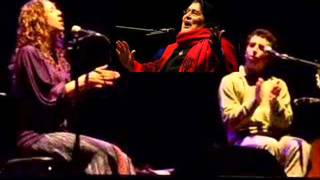 Mercedes Sosa - Romance de la luna tucumana (Con Luna Monti y Juan Quintero).wmv